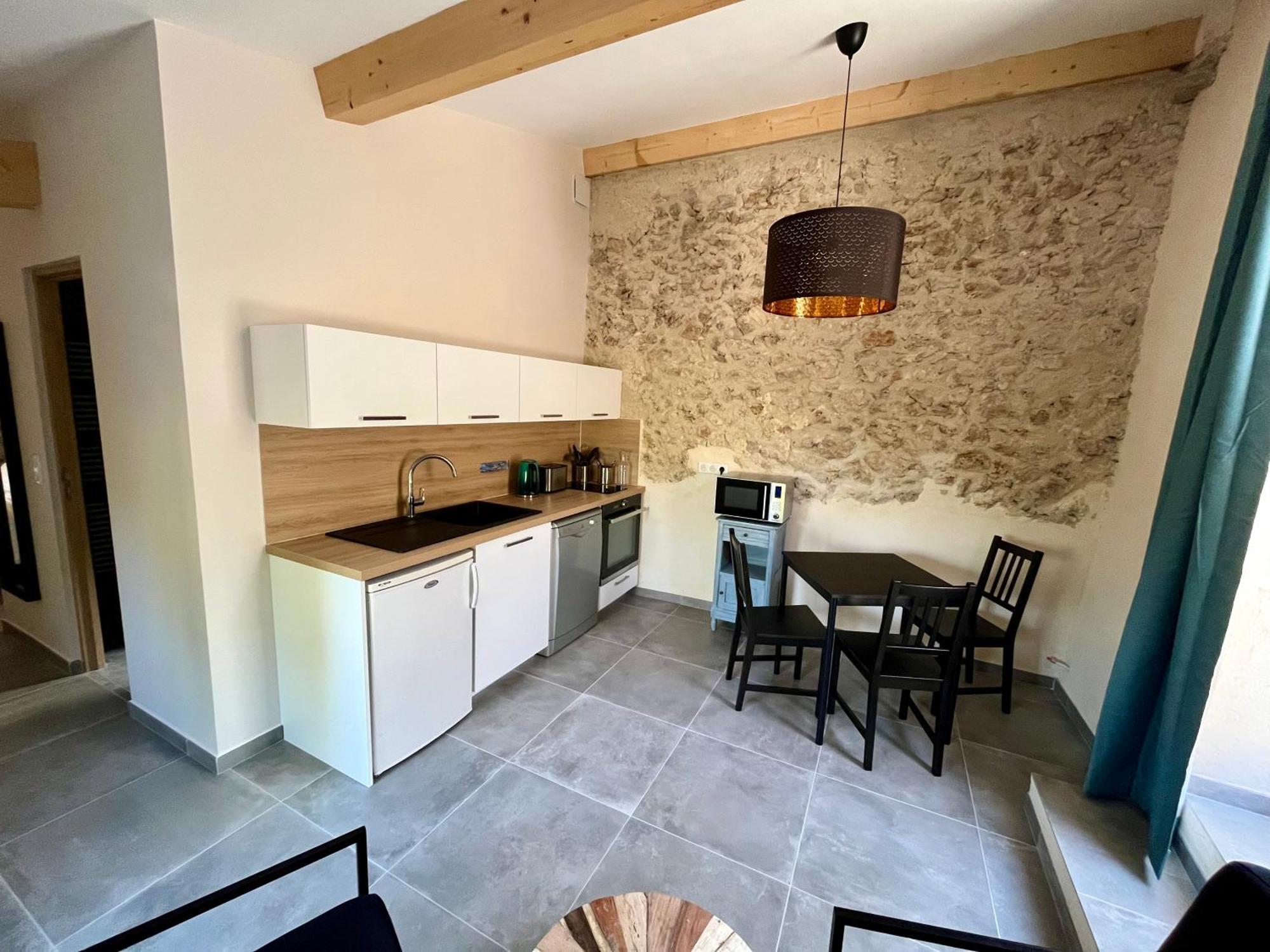 La Parenthese Du Var - Gite Avec Grande Terrasse Vue Sur Piscine Saint-Antonin-du-Var Zewnętrze zdjęcie