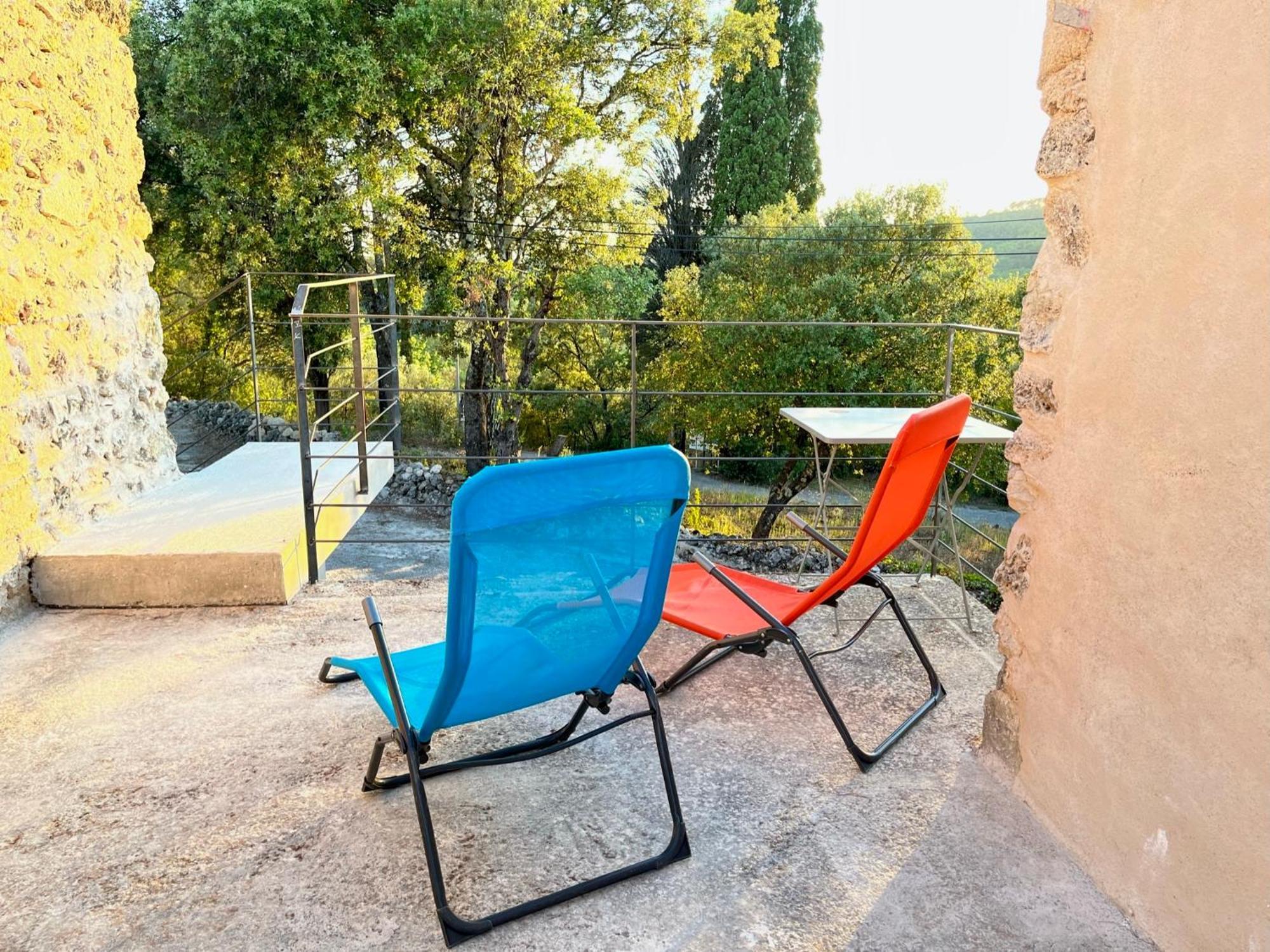 La Parenthese Du Var - Gite Avec Grande Terrasse Vue Sur Piscine Saint-Antonin-du-Var Zewnętrze zdjęcie