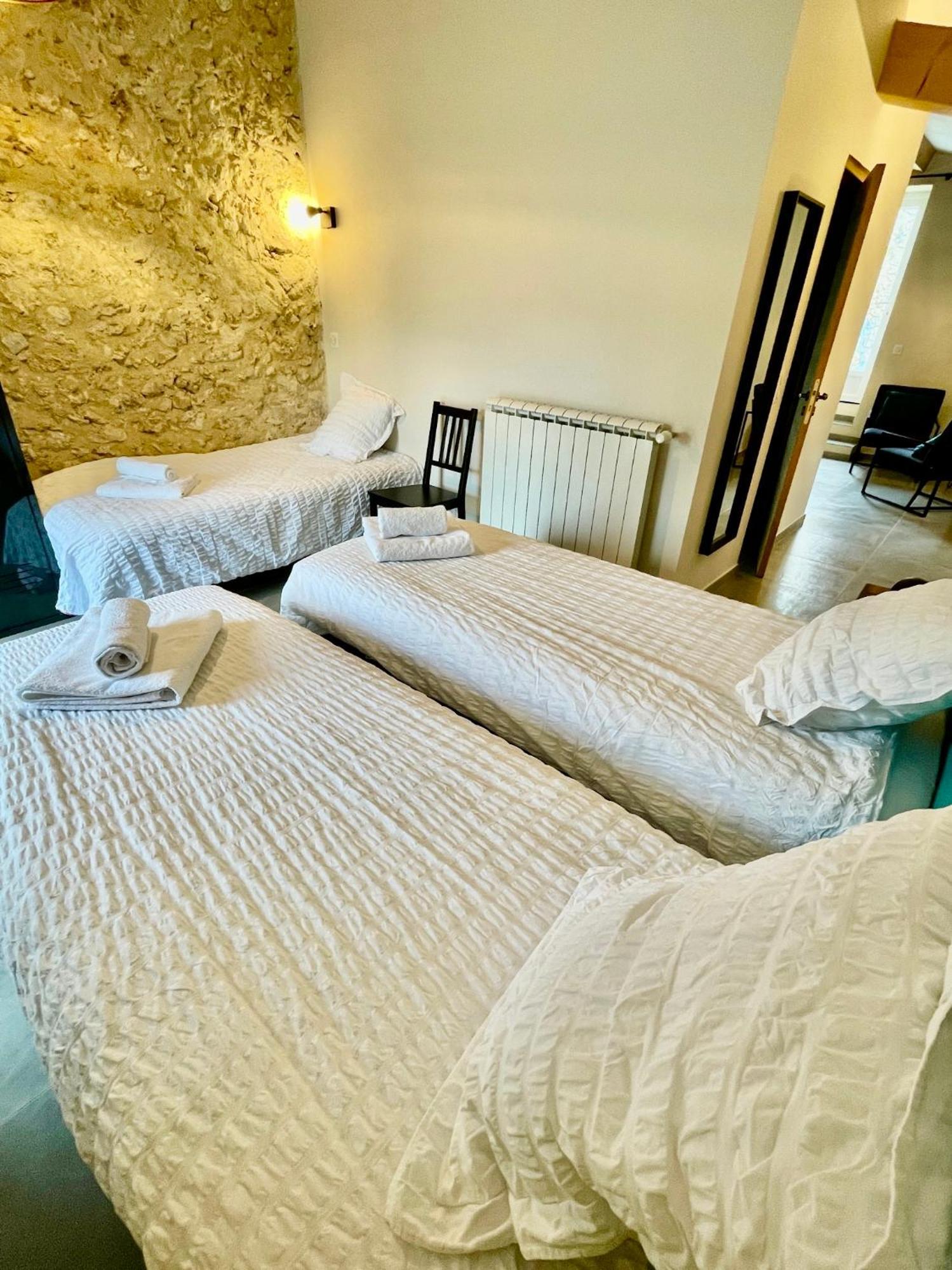 La Parenthese Du Var - Gite Avec Grande Terrasse Vue Sur Piscine Saint-Antonin-du-Var Zewnętrze zdjęcie
